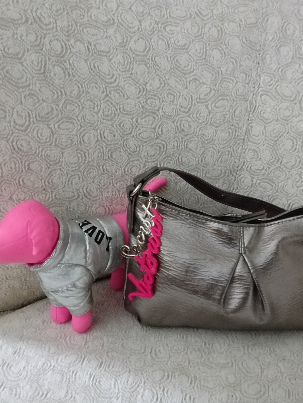 Victoria's Secret Silver Shoulder Bag with Pink Logo Charm - Picture 3 of 5